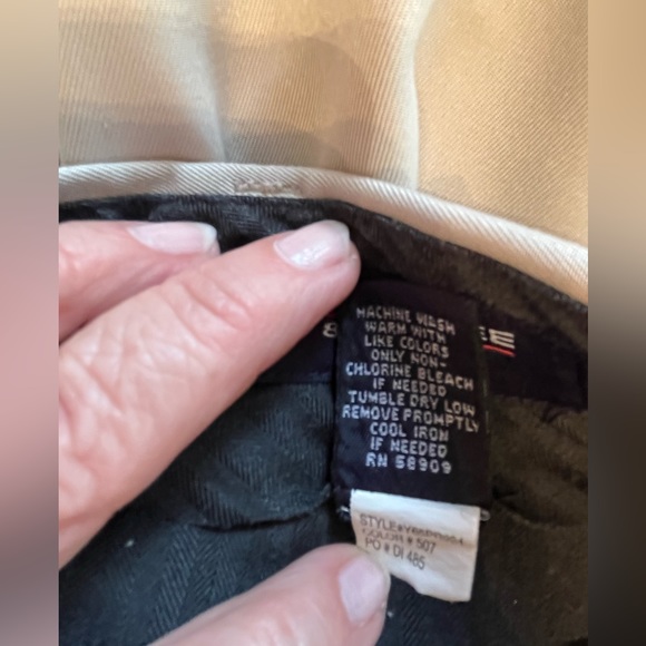 Men’s Roundtree &Yorke Easy Care Dress Pants Size 34x30 Pleated Front Cuffed Hem - Picture 5 of 9